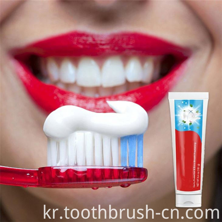 다른 맛을 가진 화이트닝 치약 Whitening Toothpaste with Different Flavor